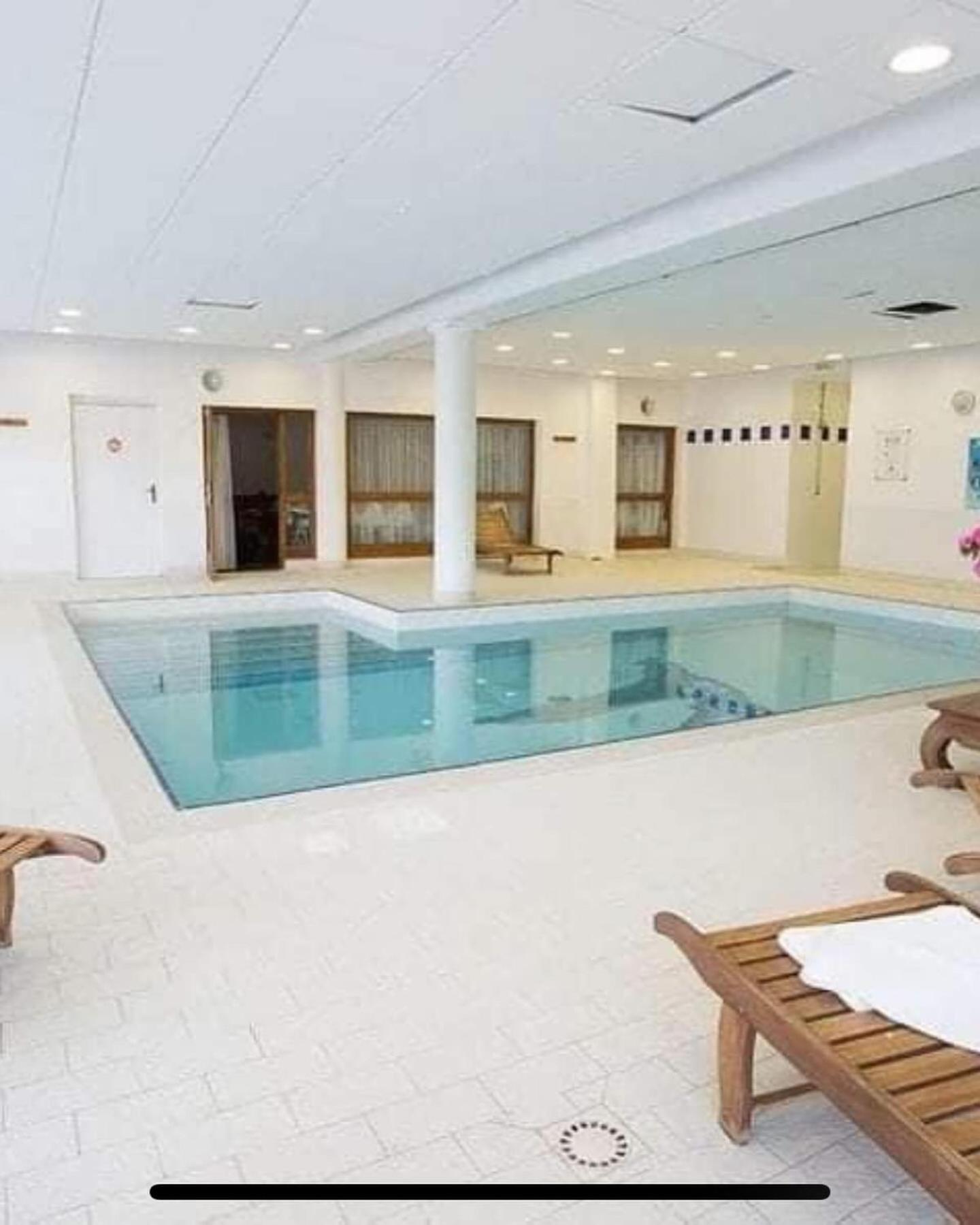Appartement 4 Personnes Avec Piscine Interieure Puy-Saint-Vincent Eksteriør billede